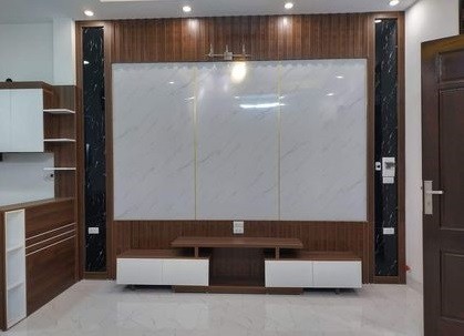 Bán Nhà khu Hoàng Quốc Việt, Quận Cầu Giấy diện tích 45m2 5 tầng giá 4.3 tỷ thương lượng