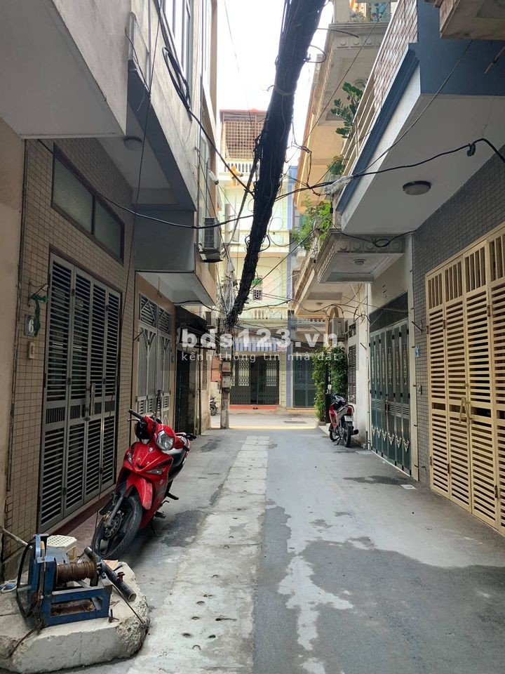 Nhà quan bề thế khu Bách Khoa 65m2*5T chỉ 3.5 tỷ