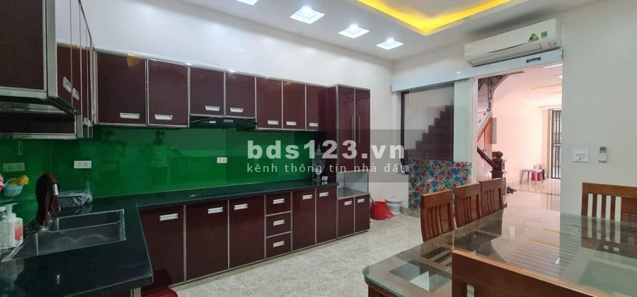 Bán Nhà Việt Hưng 75 M2, 5 Tầng, Ô Tô Tránh, Kinh Doanh.
