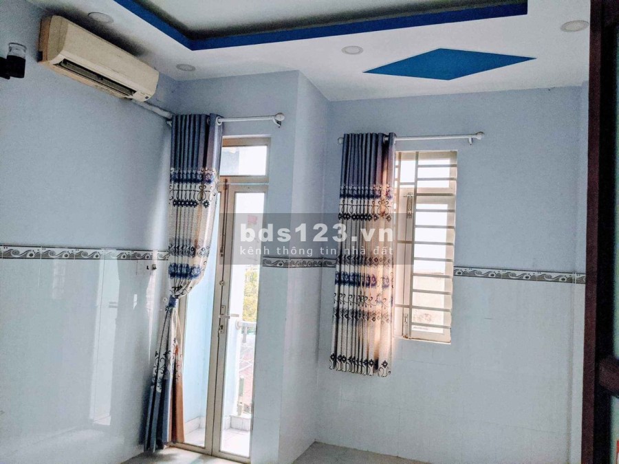 Nhà bán diện tích 78m2 3 tầng 3 phòng ngủ nở hậu đường Ni Sư Huỳnh Liên giá rẻ 3.3 tỷ