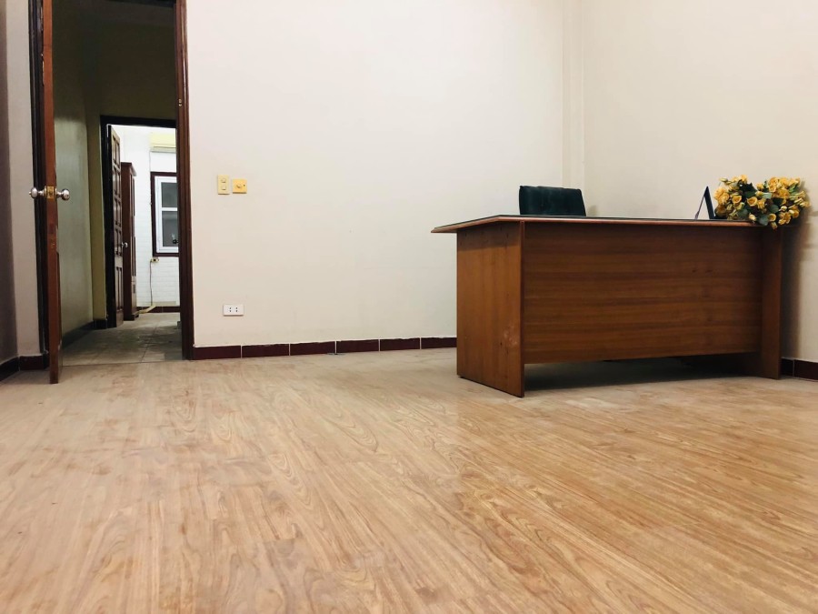 Bán Nhà Lê Trọng Tấn 50m2, Phân Lô Quân Đội, 5 Tạ Đỗ Cửa, MT Rộng, 2 Thoáng Giá 6.3 Tỷ