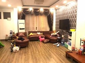 Bán Nhà Nguyễn Khang, Cầu Giấy 46m 5 tầng mt 6m Lô Góc, Kinh Doanh, Ở Luôn Giá 6,5 tỷ.