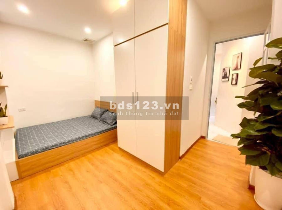 Oto đỗ cửa, nhà full nội thất, 3T 38m2 ngõ 136 Chùa Láng, MT 7m, chỉ 3,8 tỷ, 0392969999
