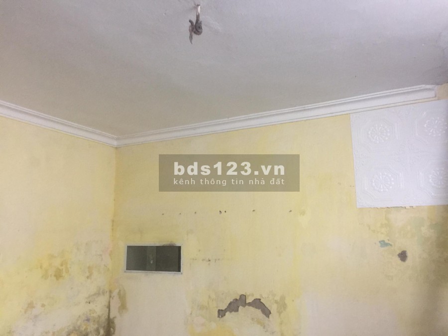 Bán đất tặng nhà Phố Tân Mai 31m2x2T, MT 4.6m, Giá 1.98 tỷ