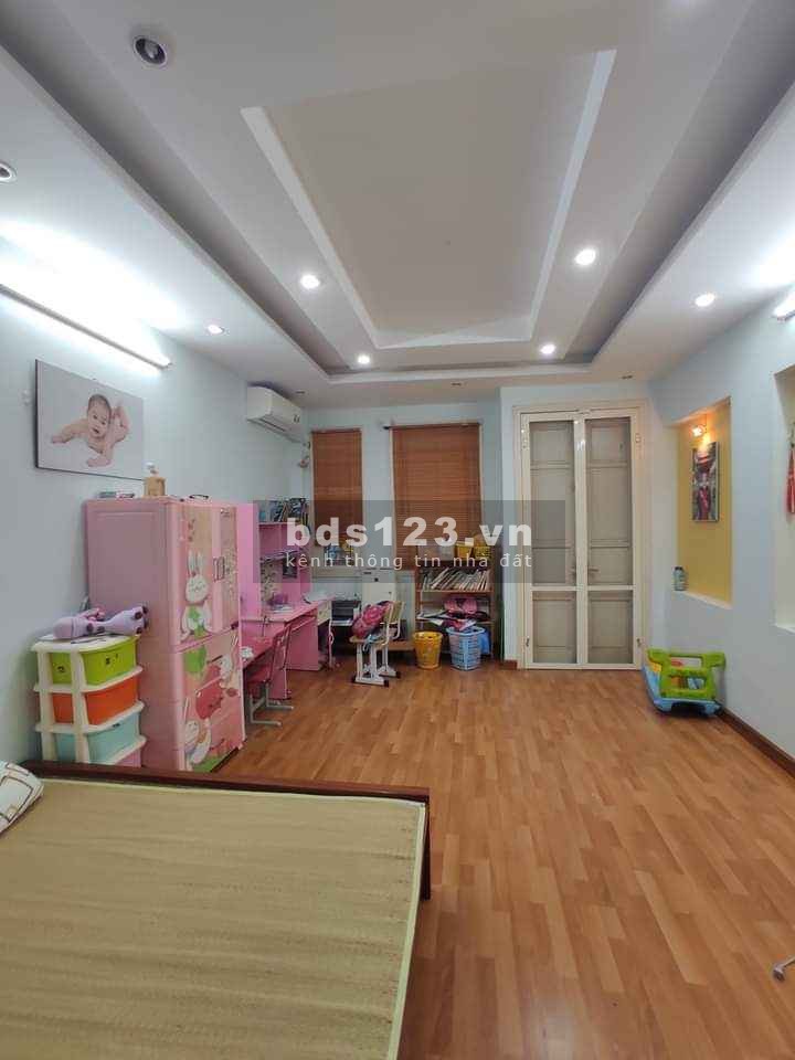Bán nhà, Kinh doanh nhỏ, Cầu Diễn, diện tích 39m2, 5 tầng, giá hơn 2 tỷ, lh 0985663348
