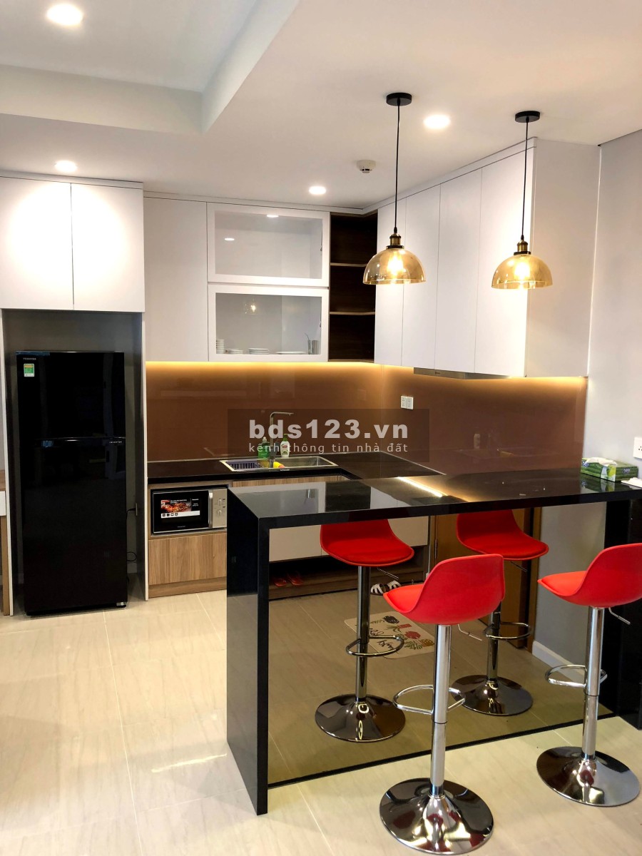 Cho thuê gấp căn hộ 1 phòng ngủ - Giá 15 triệu/tháng + Bao phí quản lí - Full nội thất như hình