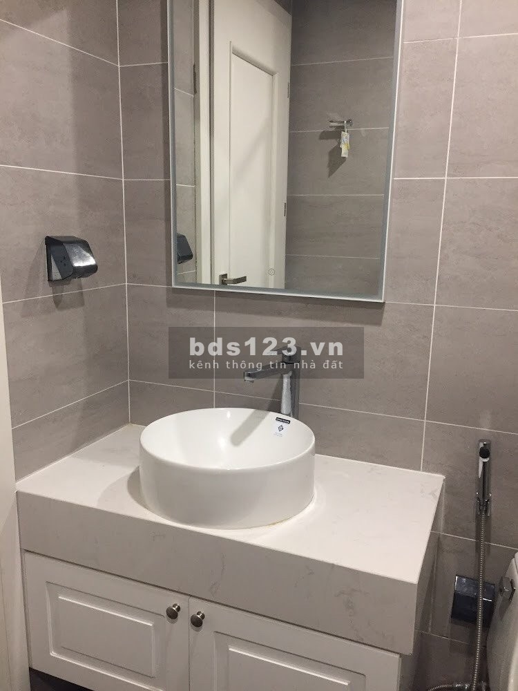 Cho thuê căn hộ tầng cao 2PN full nội thất cao cấp Sunshine Riverside.LH 0966286718