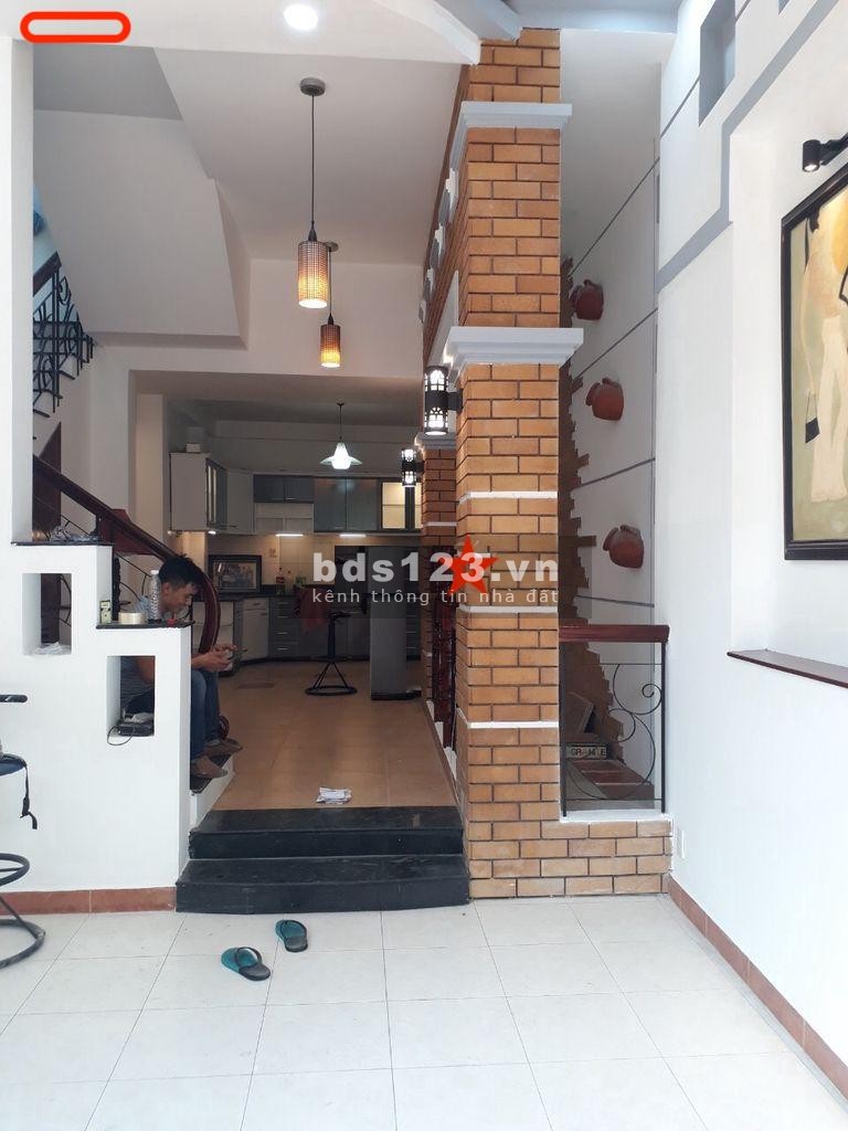 Hẻm xe hơi Xô Viết Nghệ Tĩnh diện tích sử dụng 6x12m, 1 trệt 2 lầu giá cho thuê 20 triệu/tháng