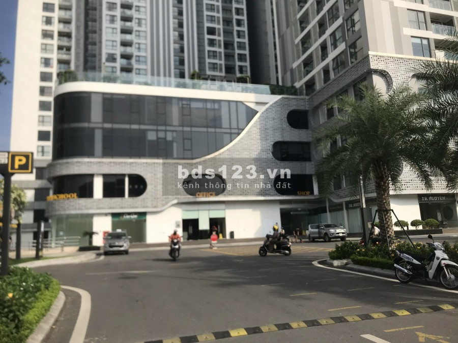 Chính chủ bán nhanh shop thương mại dự án Vinhomes West Point dt 84m2, giá hạ sốc 16.2 tỷ