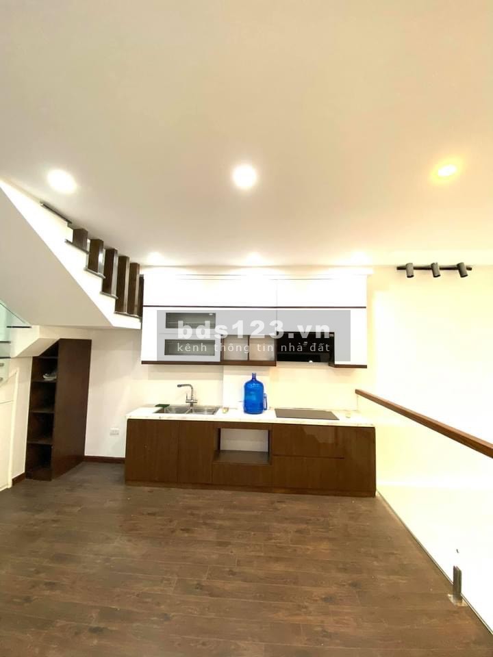 Nhà đẹp Phú Thượng, hàng xóm Ciputra, 52m2 x 5tầng, mt 4.5m,…