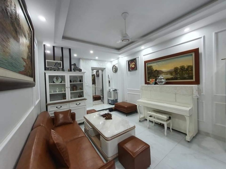 Nhà đẹp, ô tô, thang máy, Thịnh Quang, Quận Đống Đa, dtsd 30m2, 6 tầng, nhỉnh 5 tỷ 0362702666