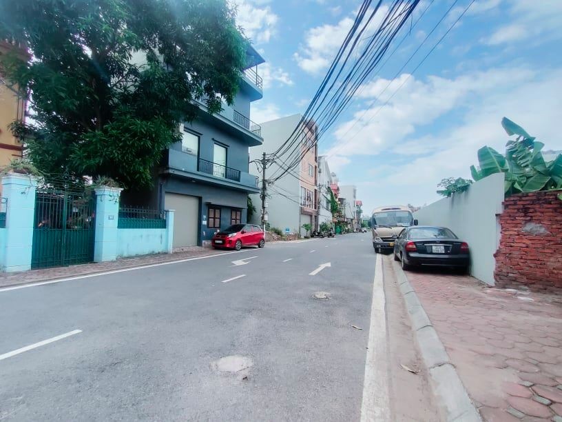 Cần bán đất KĐG Việt Hưng Long Biên ô tô tránh diện tích sử dụng 350m2 12m MT 23 tỷ