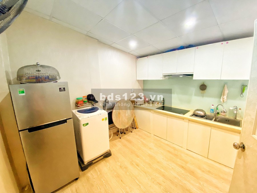 Bán nhà nguyên căn trung tâm Thanh Xuân, nhà đẹp ở ngay, sổ đỏ chính chủ, chỉ nhỉnh 1 tỷ