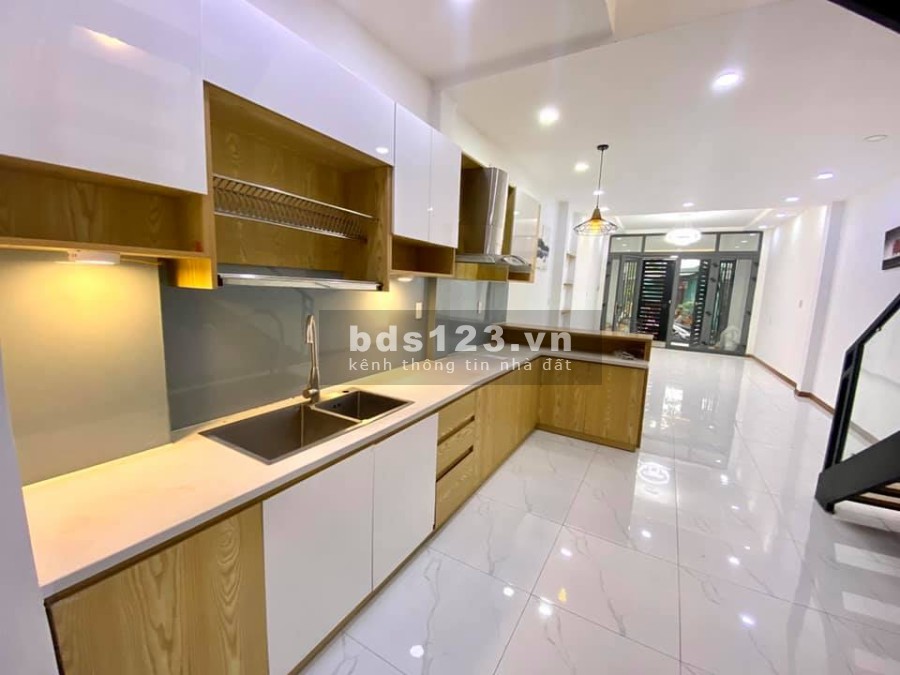 Bán nhà hẻm đường Trần Thủ Độ, Tân Phú, giá rẻ, diện 28m2, 2 lầu, 2PN, 2WC, lh 0789650306
