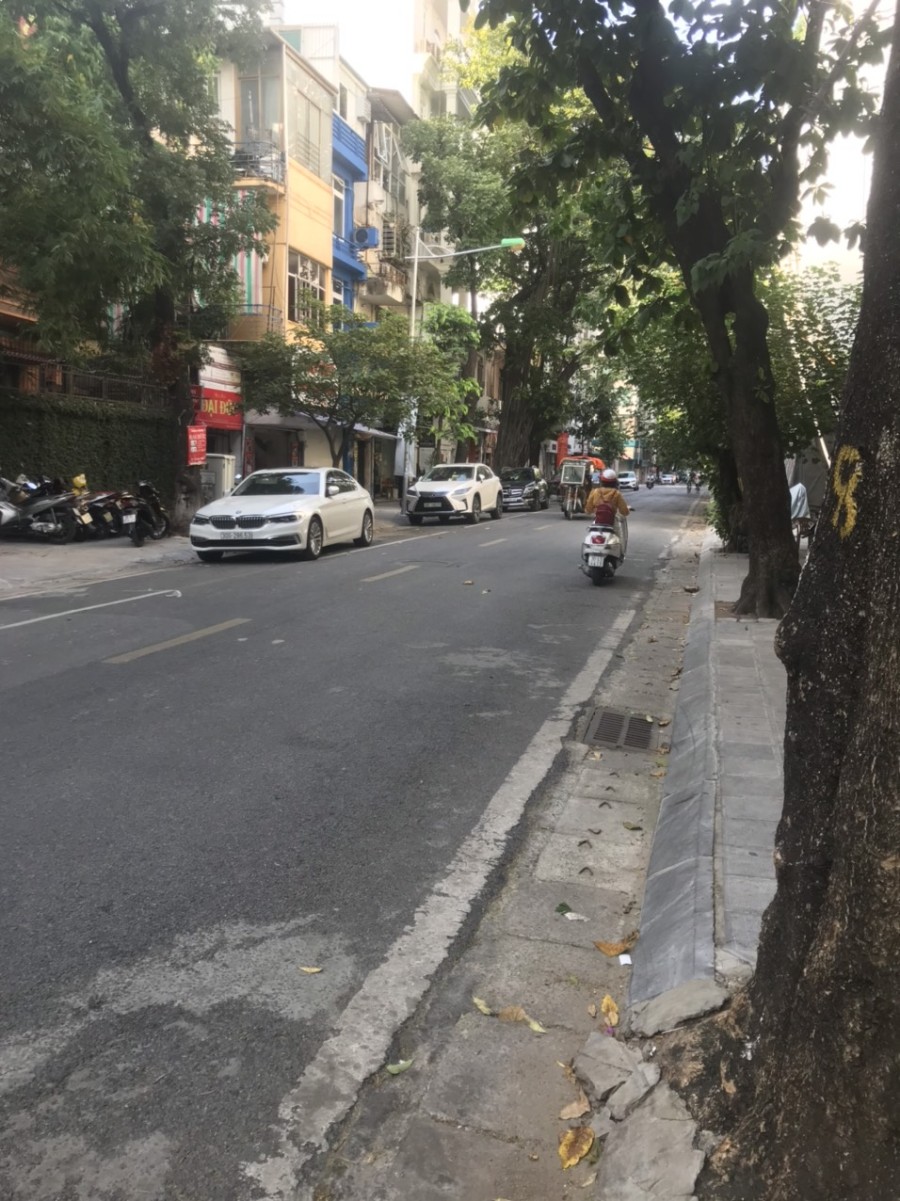 Cho thuê nhà nguyên căn mặt phố số 107 Triệu Việt Vương, Hai Bà Trưng, HN