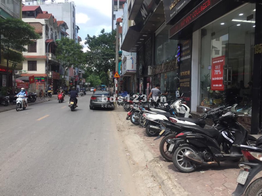 Bán đất phân lô Trường Chinh, lô góc ô tô đỗ cửa vào nhà xây văn phòng khu dân cư đông đúc