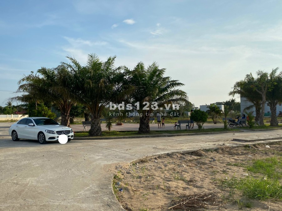 Bán đất nền khu dân cư hiện hữu, đông đúc, giá tốt đầu tư, tiện xây dựng, đầy đủ pháp lý