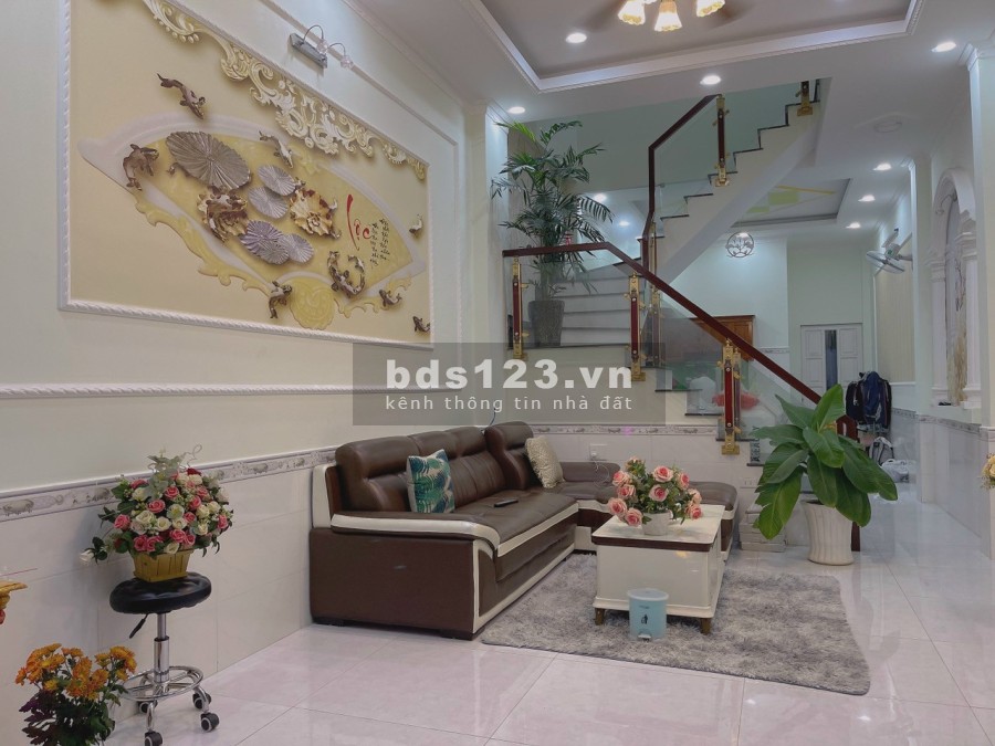 Nhà mới ngay Phú Mỹ cần sang nhượng liên hệ 0931831781 pháp lý đầy đủ, sổ sẵn