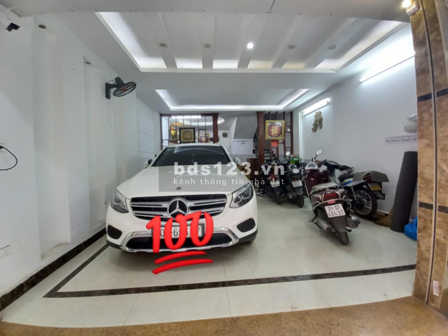 Bán Gấp nhà cực hiếm Lô góc phố Nguyễn Văn Huyên diện tích sử dụng 55m2, chỉ hơn 10Tỉ