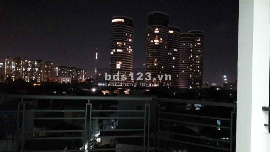 NHÀ MỚI 5T-HXH QUAY ĐẦU- VUÔNG A4- 1 PHÚT QUA QUẬN 1 - NHỎ 6 TỶ