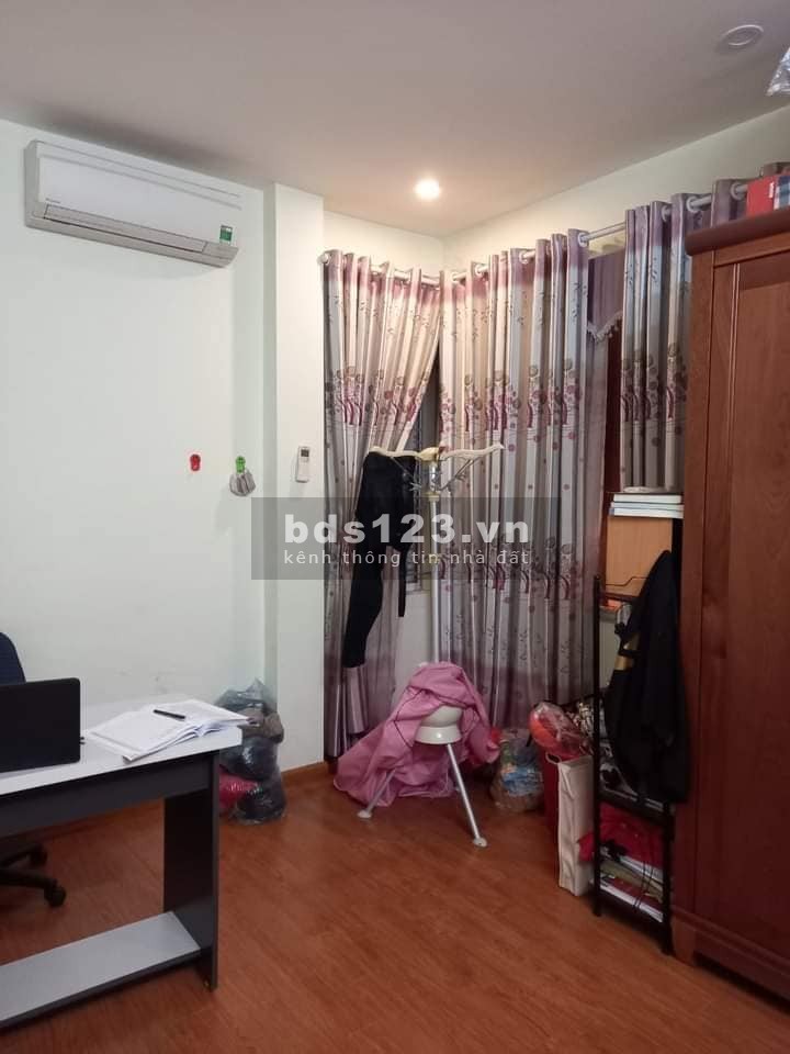 Bán nhà Ngô Thì Nhậm, lô góc, kinh doanh, 40m2, 4.5 tỷ.