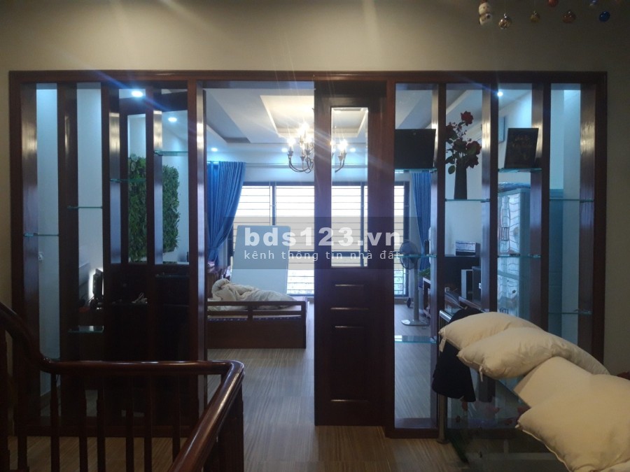 Bán nhà Ngô Thì Nhậm, lô góc, kinh doanh, 40m2, 4.5 tỷ.