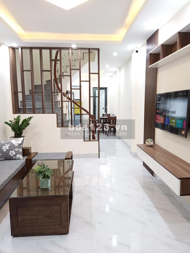 Phố Đỗ Nhuận chợ đầu mối Xuân Đỉnh, bán gấp nhà 38m2 mt 4m, về ở ngay giá chỉ 3,35 tỷ