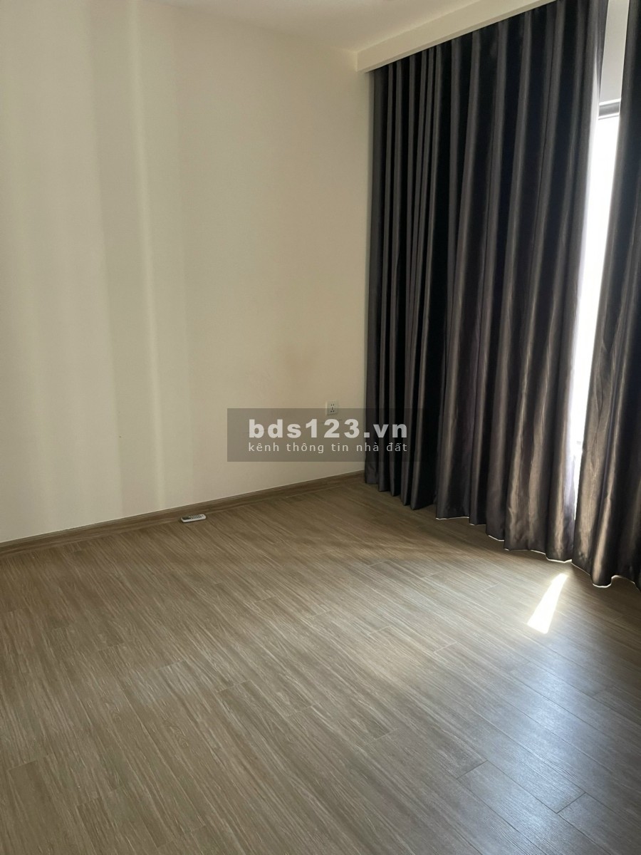 Cho thuê nhanh căn 2pn+1, 2wc Vinhomes smart city có điều hòa 7tr/th LH: 0968.965.379