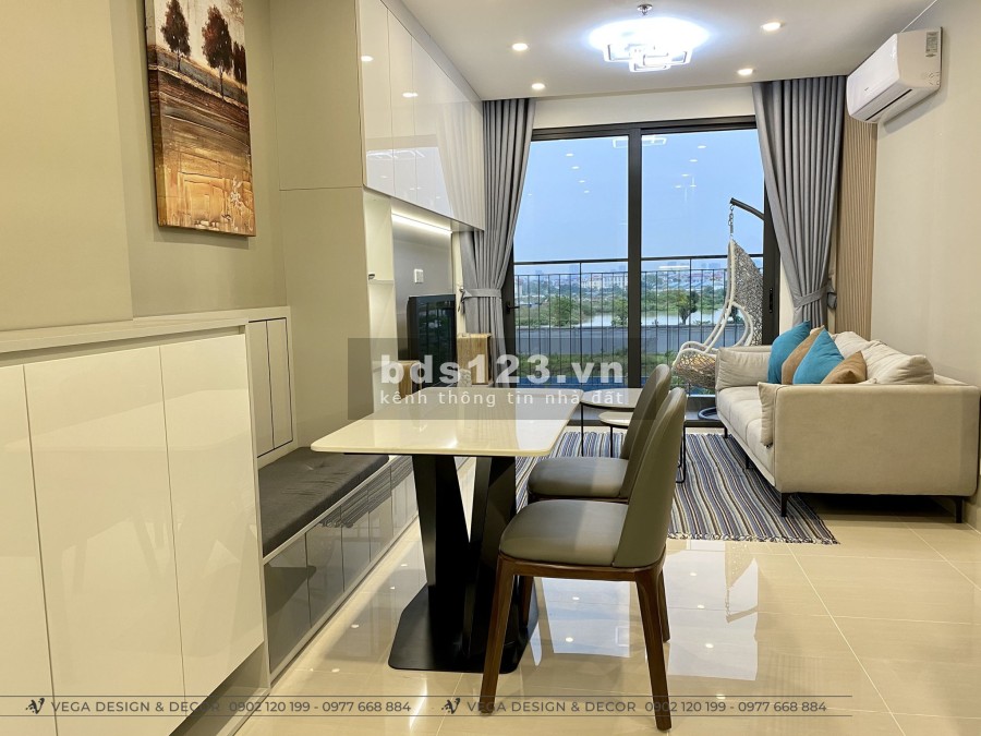 Chủ nhà gửi bán căn hộ Vinhomes Smart City, căn mới tinh, cực đẹp, tiện ích tuyệt vời.