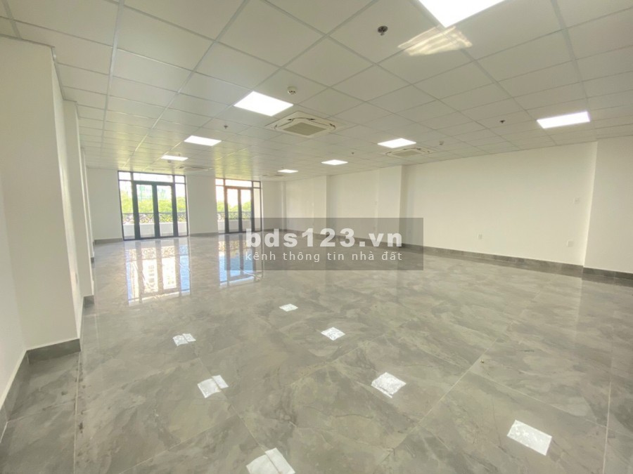 Văn phòng cho thuê mới 100%, trung tâm Quận 1, được trang bị đầy đủ trang thiết bị cần thiết