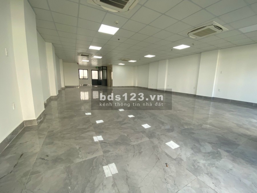 Văn phòng cho thuê mới 100%, trung tâm Quận 1, được trang bị đầy đủ trang thiết bị cần thiết