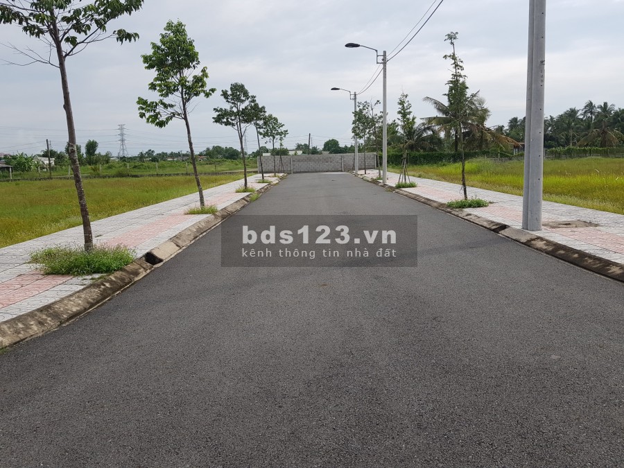 Bán đất phường 4, thành phố Tân An, sổ hồng riêng giá bán 750 triệu lh 0944057571