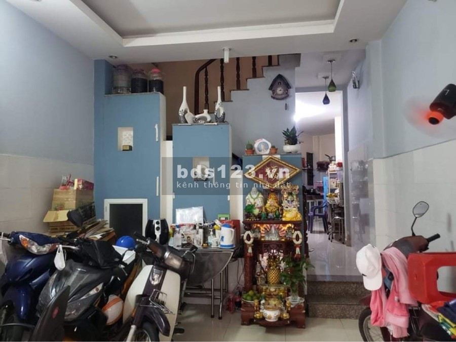 Bán nhà mặt tiền Đoàn Văn Bơ, Quận 4 diện tích sử dụng 54,7m2 kết cấu 1 trệt 2 lầu