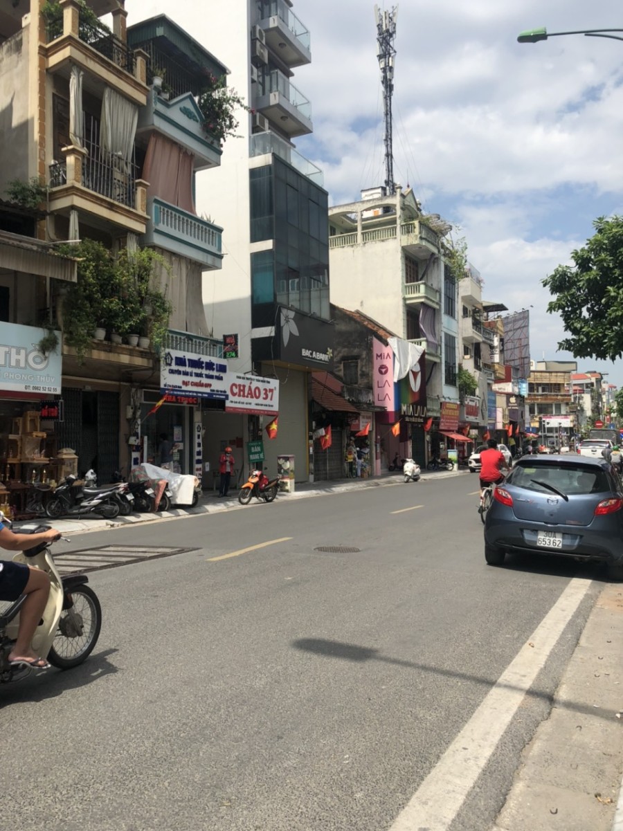 Chính chủ bán nhà mặt phố Bạch Mai, Hai Bà Trưng, DT86.6m2 Giá 31 tỷ LH 0989076494