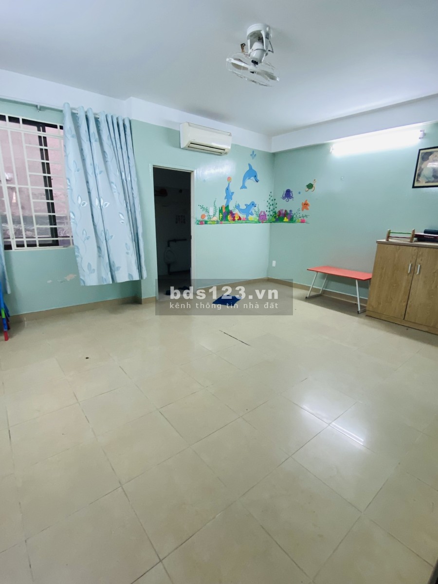 Nhà hẻm xe tải Chu Văn An diện tích sử dụng 5x20, trệt, lửng, 3 lầu, 7 phòng ngủ 30 triệu