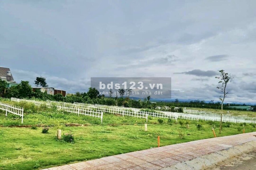 Bán đất Bảo Lộc có 2 view đường nhựa và công viên giá chỉ 850 triệu, sổ sẳn vị trí đẹp