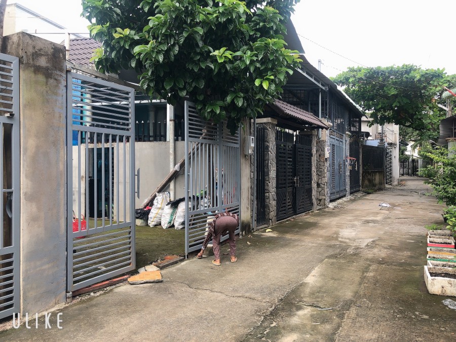 Bán lô đất 2 mặt tiền trước sau thuộc khu phố 5 Trảng Dài Sổ hồng riêng lh 0916613007