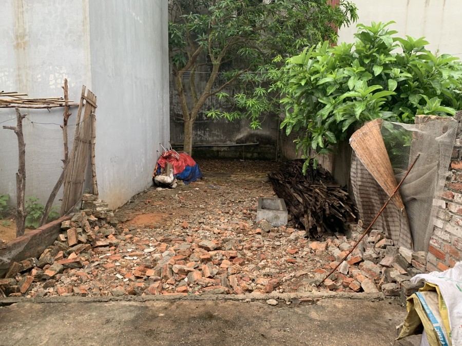 Cần bán 40m2 full thổ cư, mặt tiền 4M, tại Tằng My, Nam Hồng, sổ đỏ chính chủ pháp lý sạch
