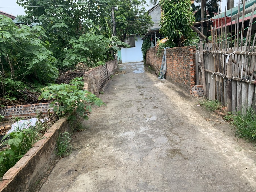 Cần bán 40m2 full thổ cư, mặt tiền 4M, tại Tằng My, Nam Hồng, sổ đỏ chính chủ pháp lý sạch