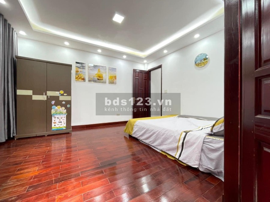 CHÍNH CHỦ BÁN NHÀ ĐẠI MỖ,NGÕ THÔNG, Ô TÔ TRÁNH,43m,4 TẦNG ,3.85 tỷ: 0978996965.
