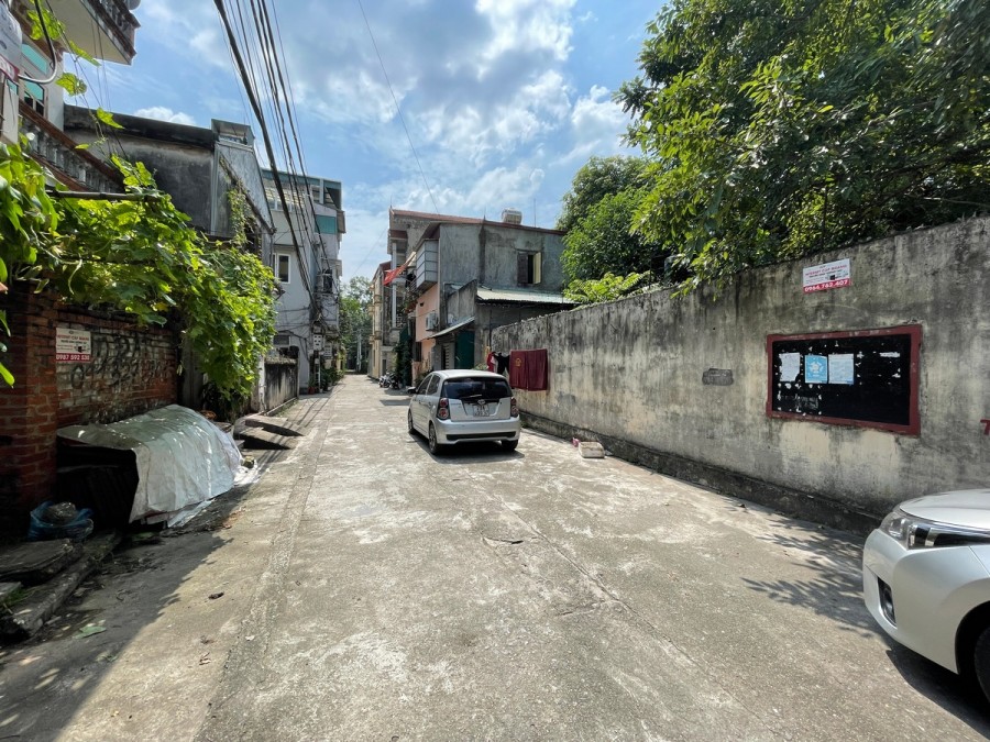 Bán đất Thị Trấn Đông Anh, 300m ra đến BV Bắc Thăng Long, đường trước mặt ô tô tránh.