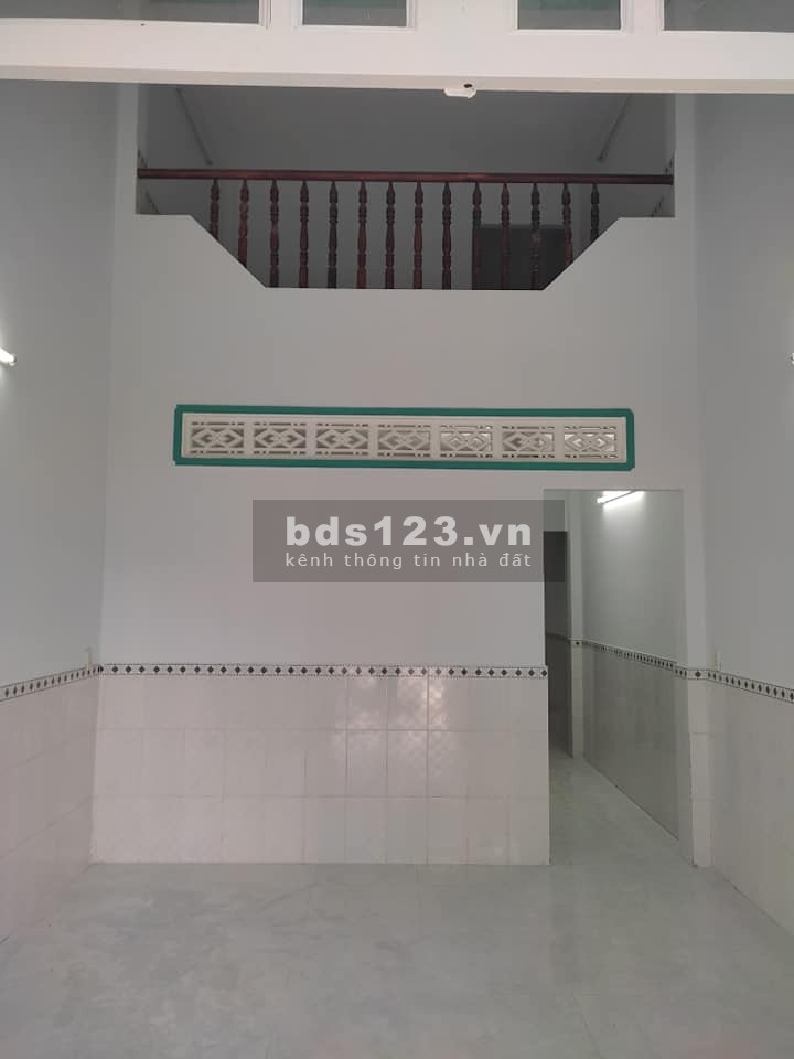 Chủ ngộp đang bán gấp nhà 1T1L 62m2 HXH ngay MT Tô Ký, giá 830tr , SHR