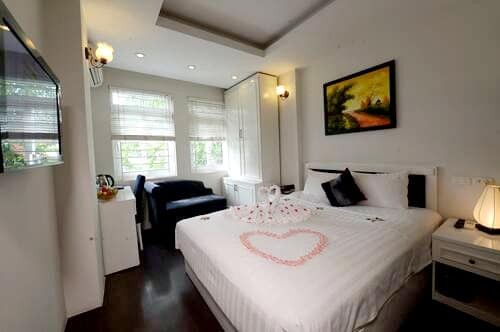 Giá nhà đất Covid bán nhà 55mx6 Thanh Xuân lô góc oto cách vài bước chỉ 4 tỷ 2. Lh Không 336588588