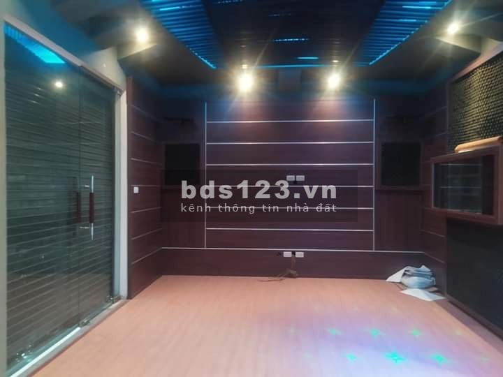 THỔ QUAN - ĐỐNG ĐA - MẶT TIỀN KHỦNG - 58M2 - 3 TẦNG - 70 TRIỆU/M2 .
