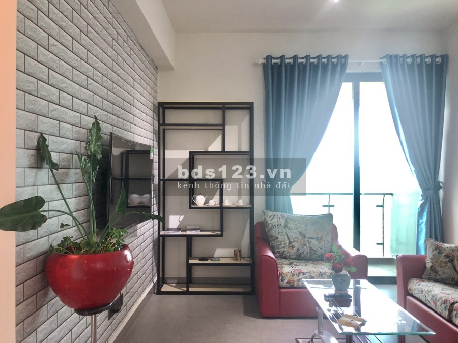 Cho thuê căn hộ 1 phòng ngủ full nội thất dtsd 57m2, tầng cao thoáng mát liên hệ 0792317869
