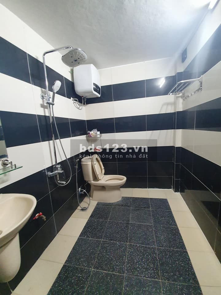 Bán Nhà Phố Khương Trung- 60m2, 4 Tầng, 4.8 Tỷ- Ô Tô Tránh Ngay Nhà