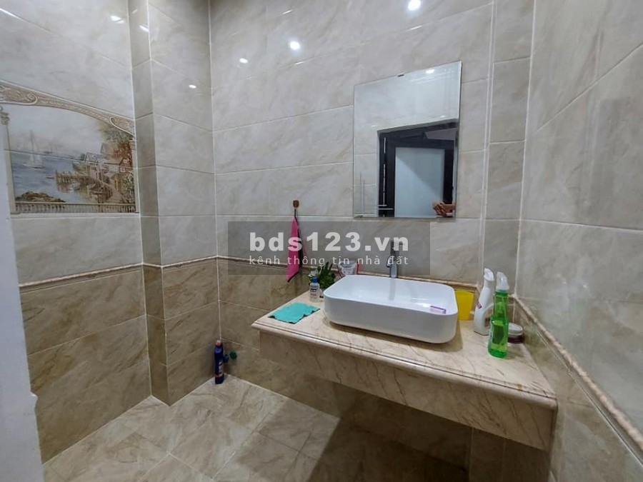 BÁN NHÀ THANH XUÂN - Ô TÔ VÀO NHÀ - KINH DOANH - 85M2,5T,MT 8M - CHỈ 8 TỈ