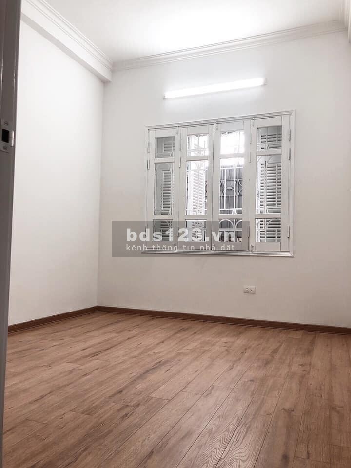 Bán nhà Trương Định cực đỉnh 3 THOÁNG-SÂN NHÀ 5 XE MÁY, sổ đỏ đẹp