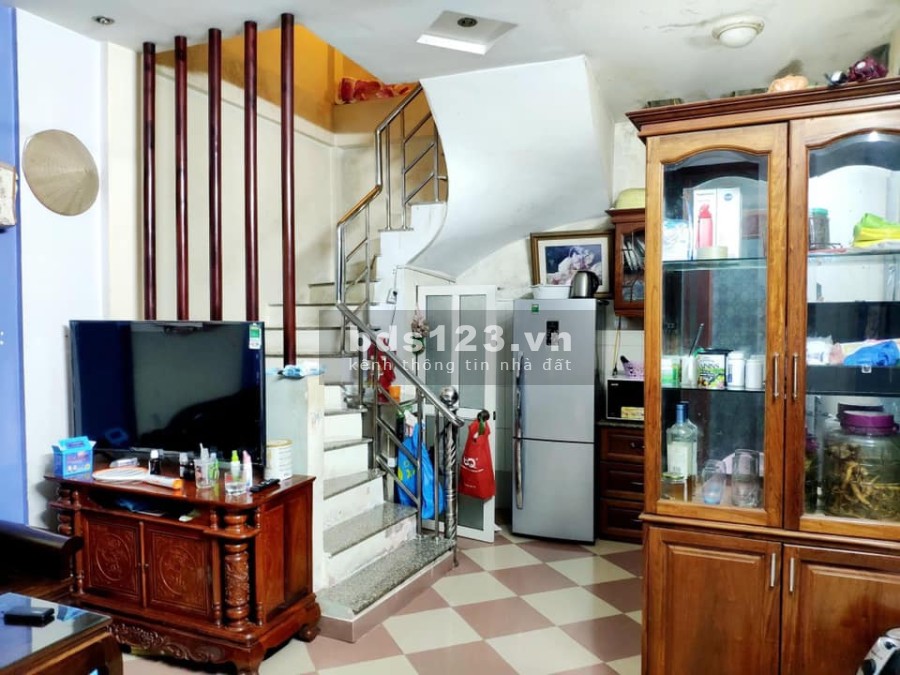 Bán nhà Trần Hòa, NGÕ RỘNG, 31m2 x 5 tầng, giá 2,97 tỷ