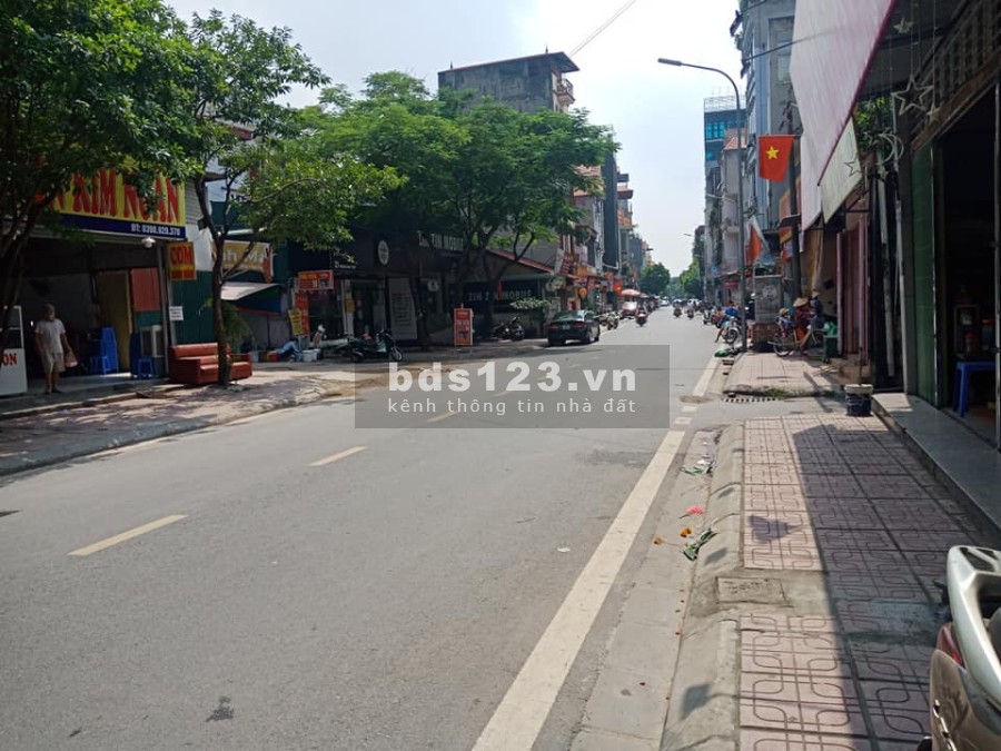 Nhà mặt phố Hoàng Như Tiếp, Nguyễn Văn Cừ, 100m, MT 7.5m, 20.9 tỷ